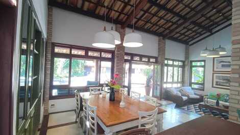 Baleia en condominio, alquiler enero, carnaval, anual, 4 habitaciones