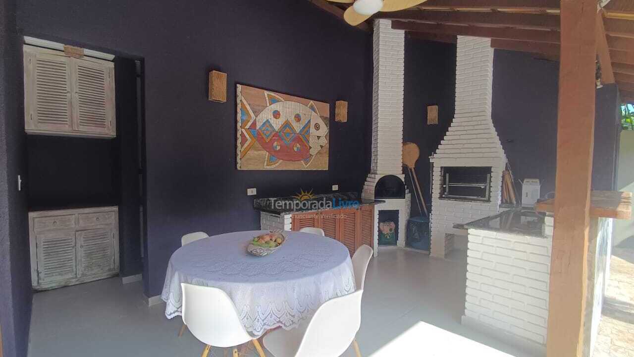 Casa para alquiler de vacaciones em São Sebastião (Praia da Baleia)