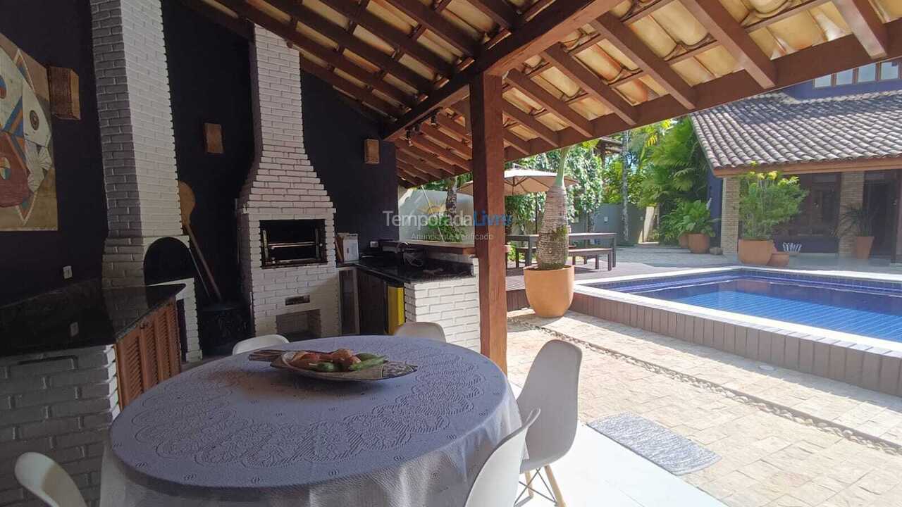 Casa para alquiler de vacaciones em São Sebastião (Praia da Baleia)