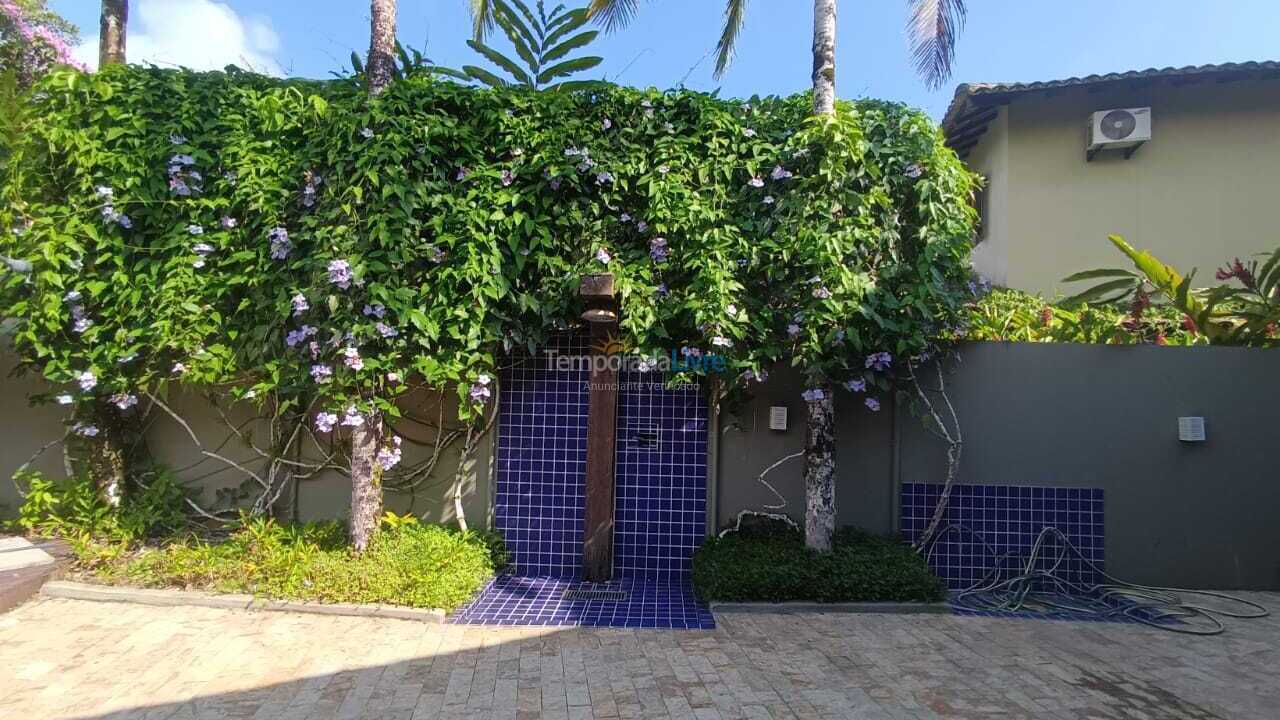 Casa para alquiler de vacaciones em São Sebastião (Praia da Baleia)