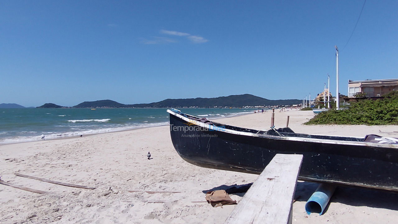 Apartamento para aluguel de temporada em Florianopolis (Canasvieiras)
