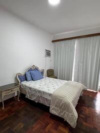Apartment with a total view of Copacabana Beach
