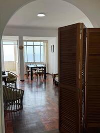 Apartment with a total view of Copacabana Beach