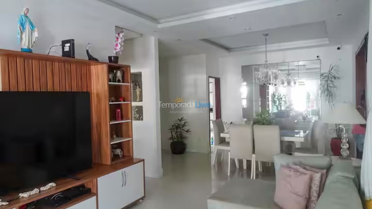 Casa para alquiler de vacaciones em Lauro de Freitas (Vilas do Atlantico)