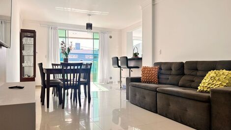 Apartment for 8 people near Bombas beach