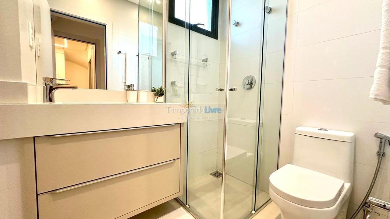 Apartamento para alquiler de vacaciones em Bombinhas (Praia de Bombas)