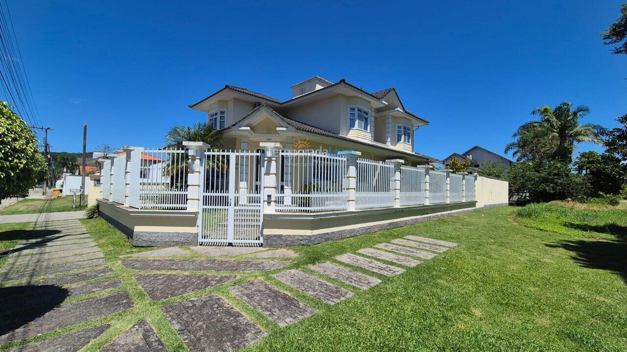 House for vacation rental in Florianopolis (Jurerê)