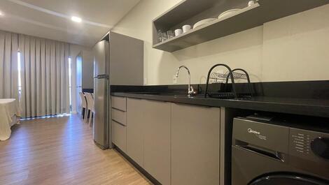 Apartment for 4 people with pool and sea view