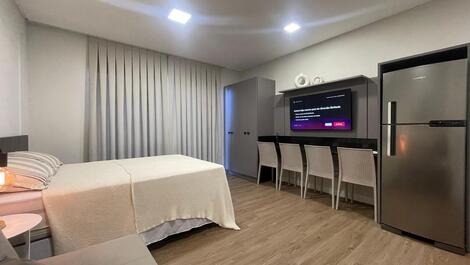 Apartment for 4 people with pool and sea view