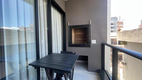 Apartment for 4 people with pool and sea view