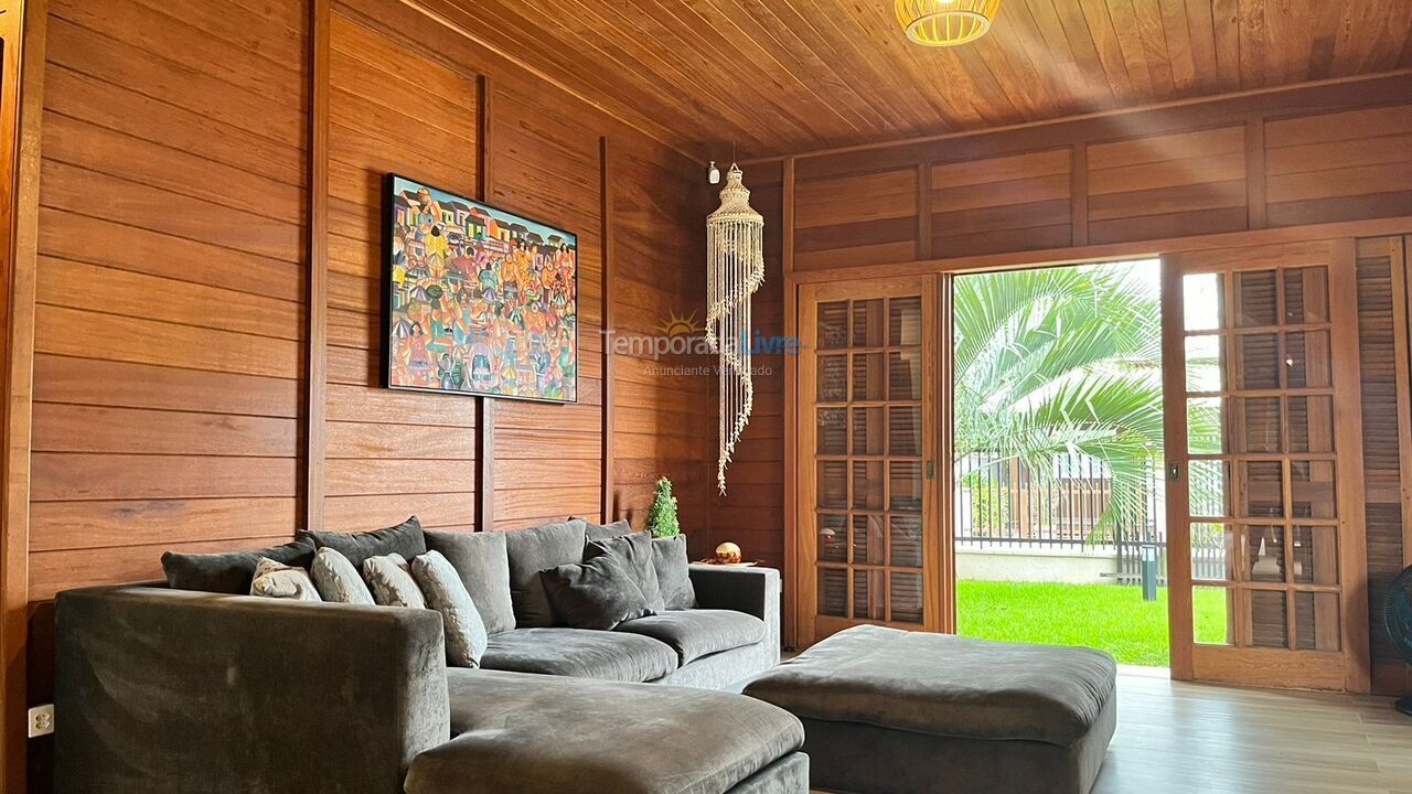 Casa para alquiler de vacaciones em Bombinhas (Mariscal)