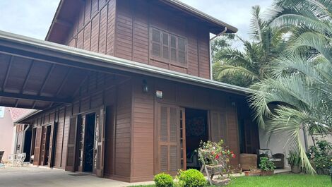 Hermosa casa en playa Mariscal para 8 personas