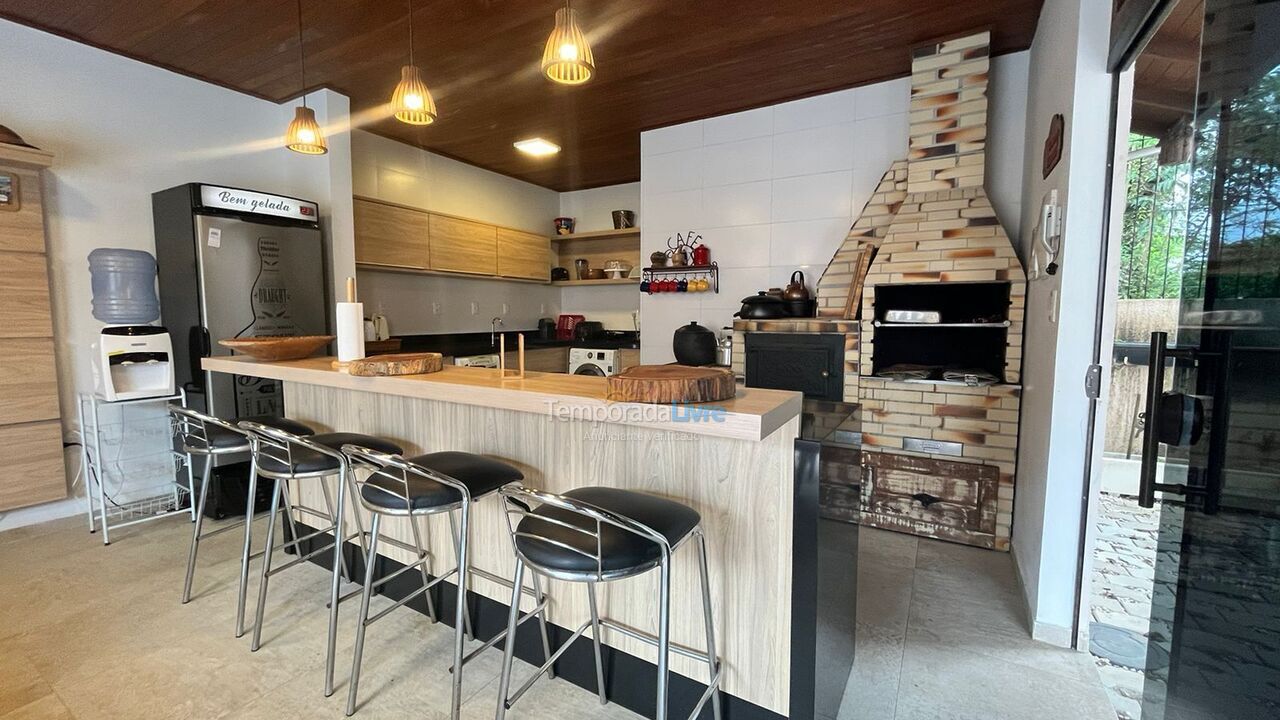 Casa para alquiler de vacaciones em Bombinhas (Mariscal)