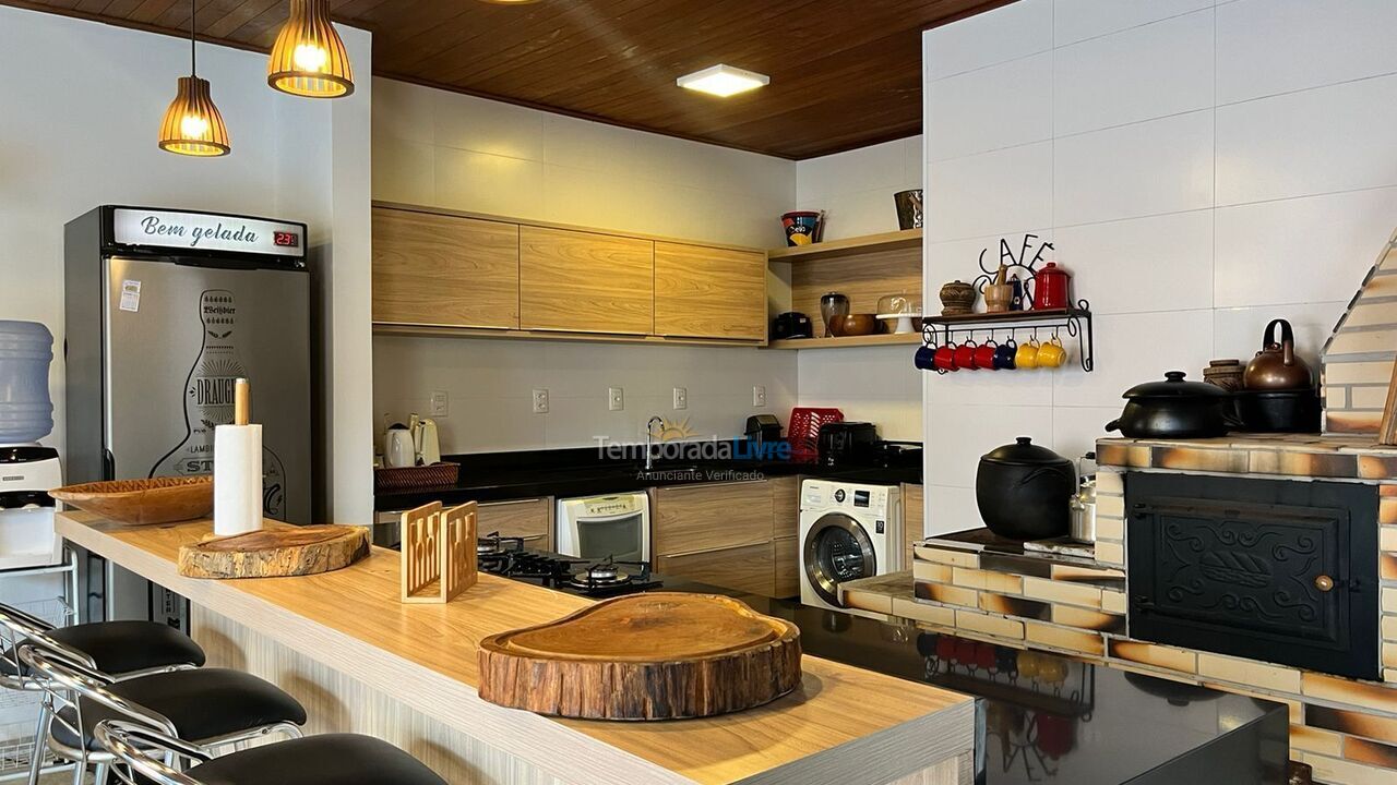 Casa para alquiler de vacaciones em Bombinhas (Mariscal)