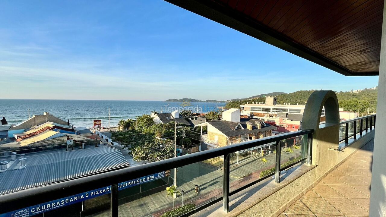 Apartment for vacation rental in Bombinhas (Praia de Bombas)