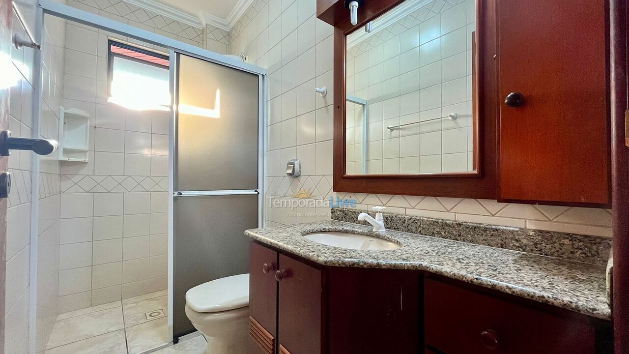 Apartment for vacation rental in Bombinhas (Praia de Bombas)