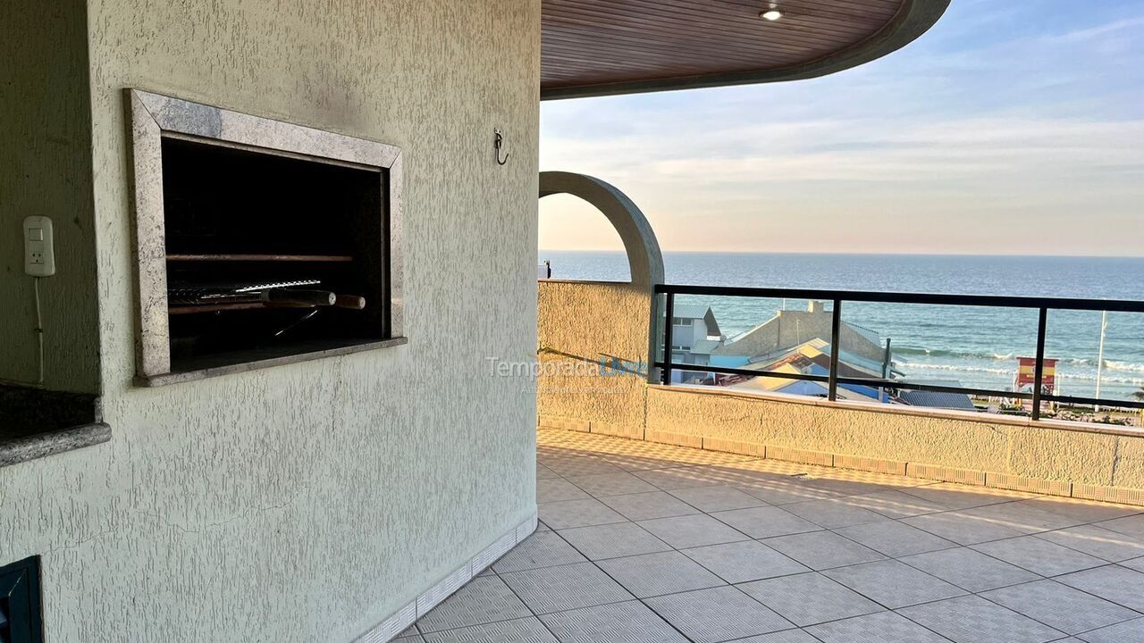 Apartment for vacation rental in Bombinhas (Praia de Bombas)