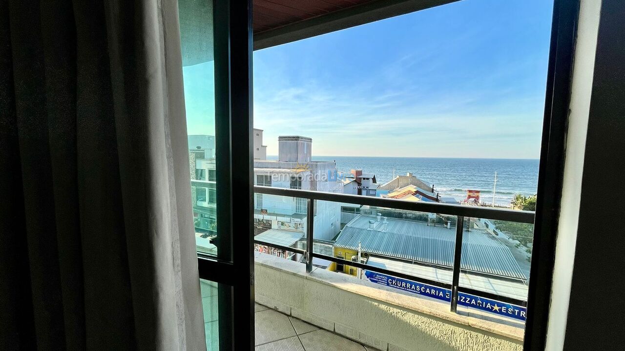 Apartment for vacation rental in Bombinhas (Praia de Bombas)