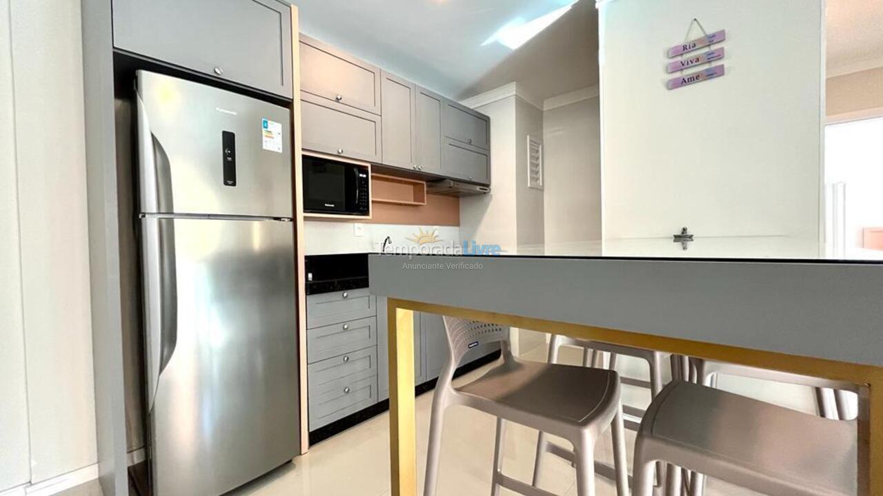 Apartamento para alquiler de vacaciones em Bombinhas (Praia de Bombas)