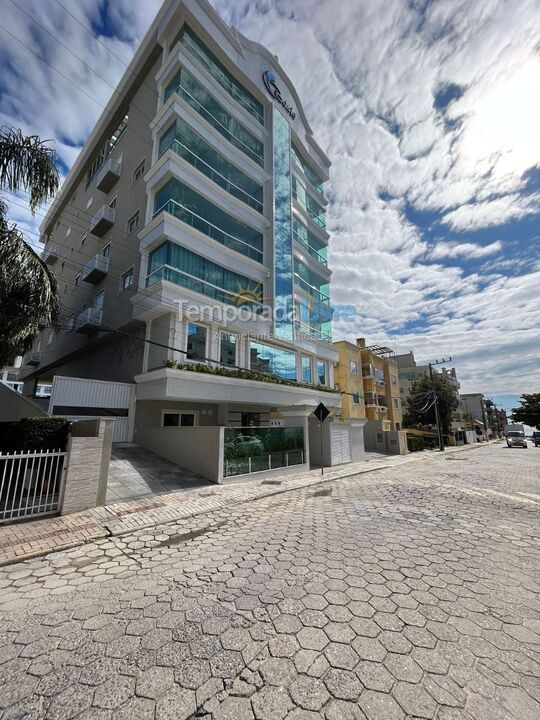 Apartamento para alquiler de vacaciones em Bombinhas (Praia de Bombas)