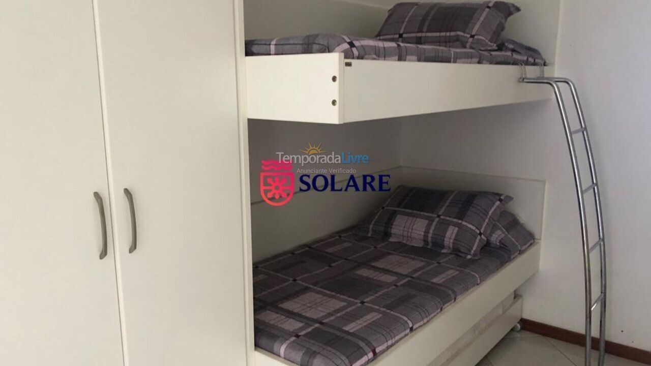 Apartamento para aluguel de temporada em Bombinhas (Praia de Bombas)