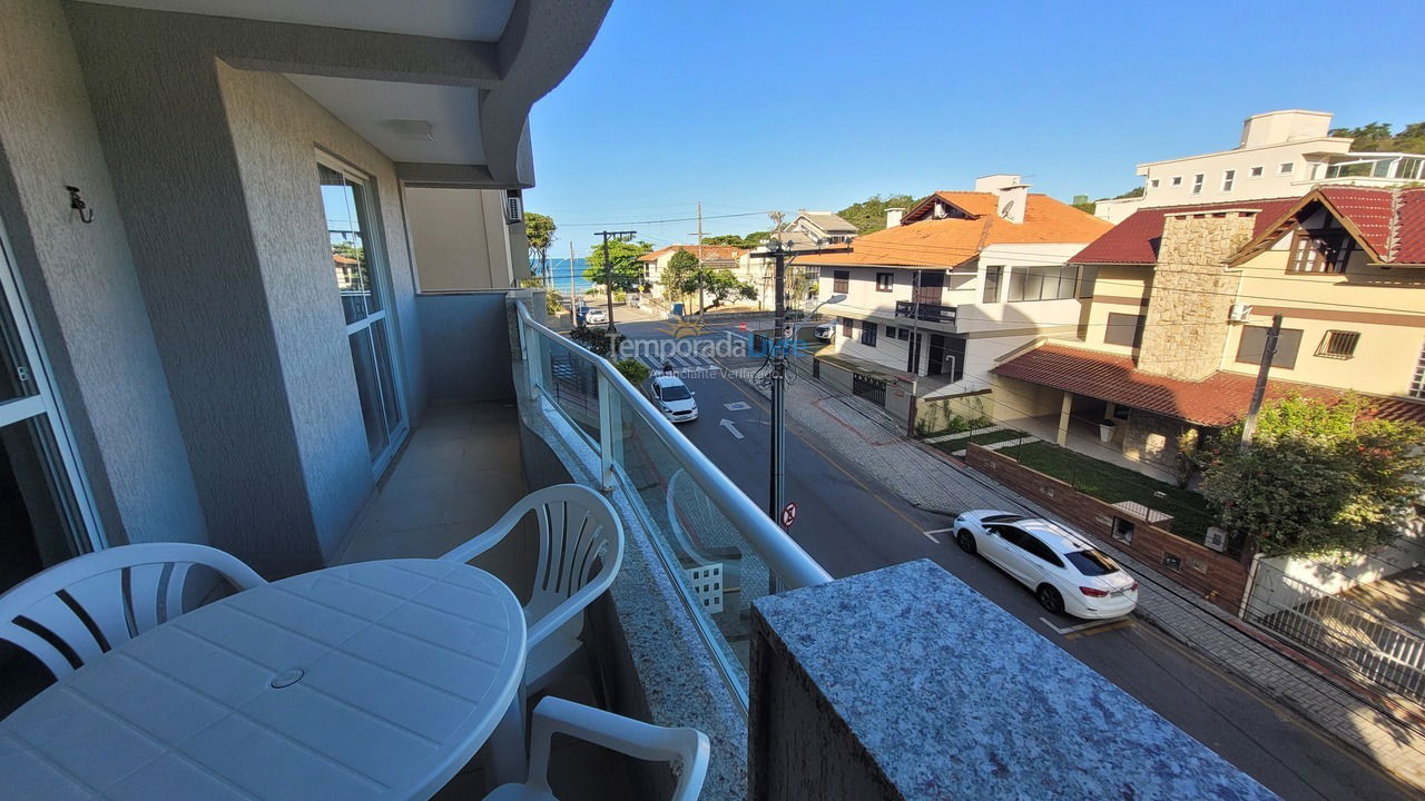 Apartamento para aluguel de temporada em Bombinhas (Praia de Bombas)