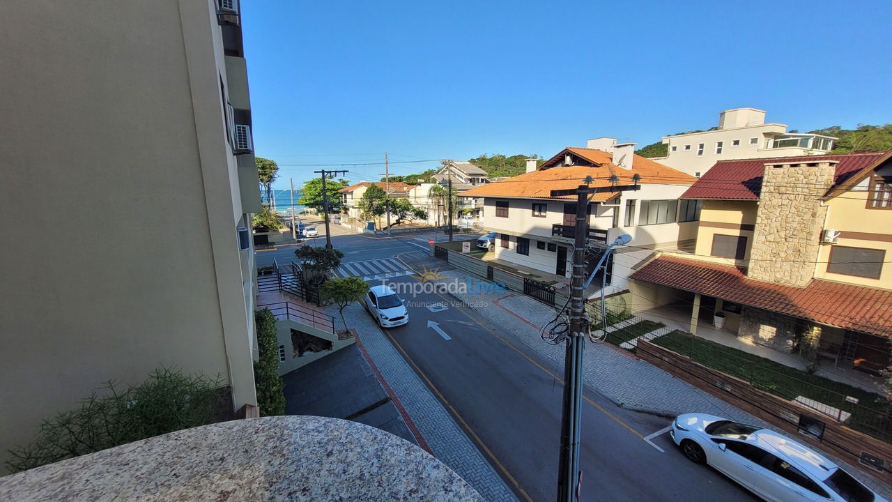 Apartamento para aluguel de temporada em Bombinhas (Praia de Bombas)