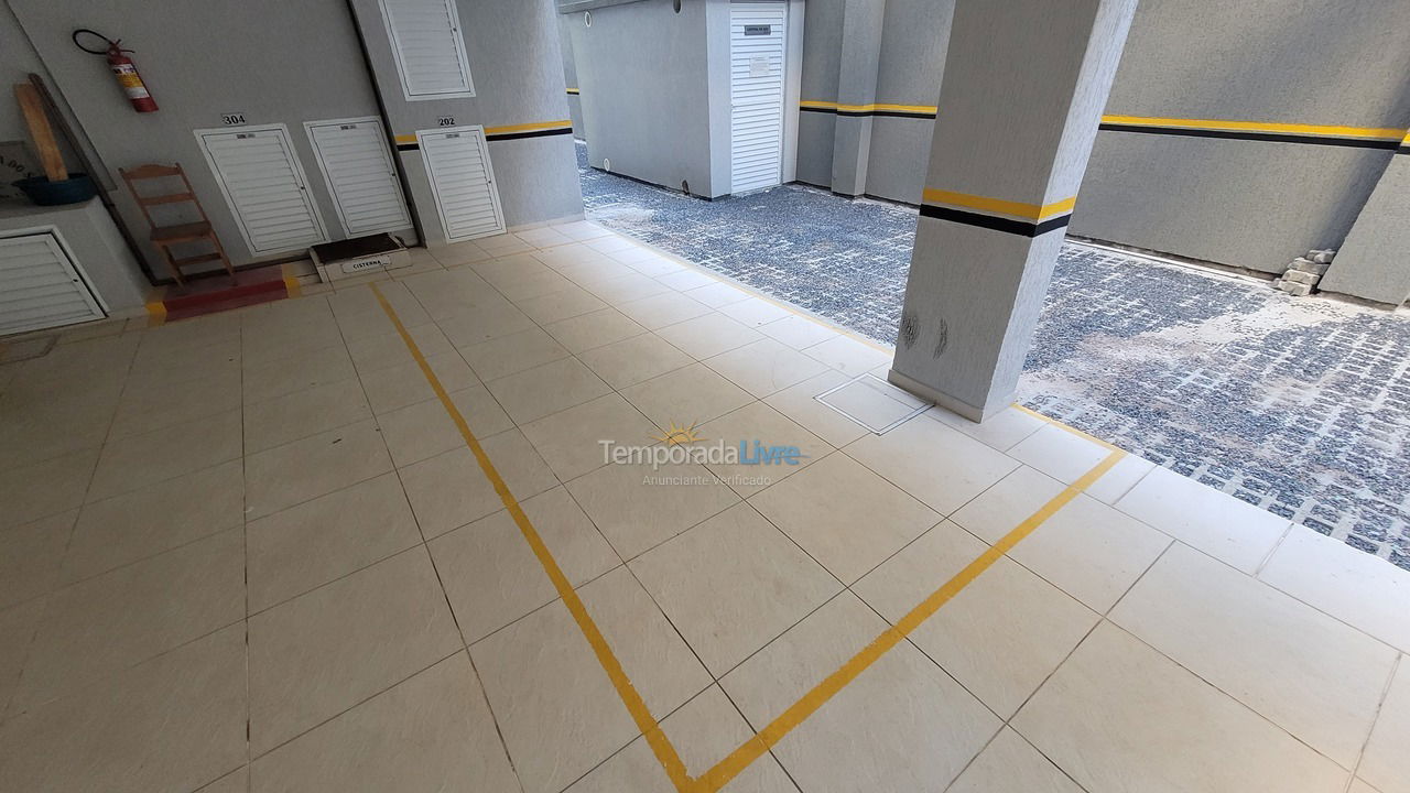 Apartamento para aluguel de temporada em Bombinhas (Praia de Bombas)