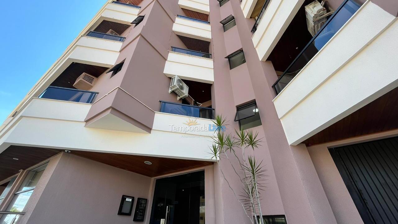 Apartamento para alquiler de vacaciones em Bombinhas (Praia de Bombas)