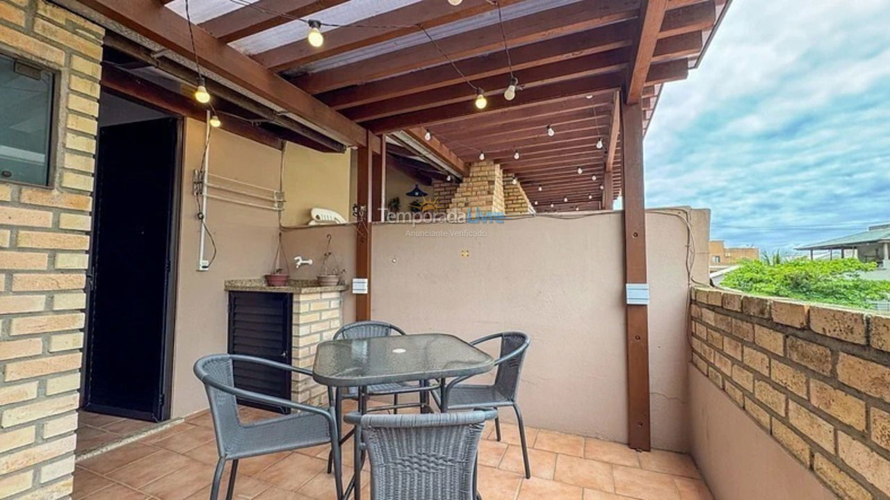 Apartment for vacation rental in Bombinhas (Praia de Bombas)