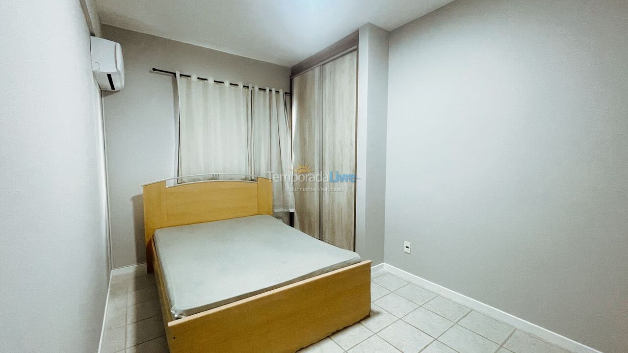 Apartamento para aluguel de temporada em Bombinhas (Praia de Bombas)