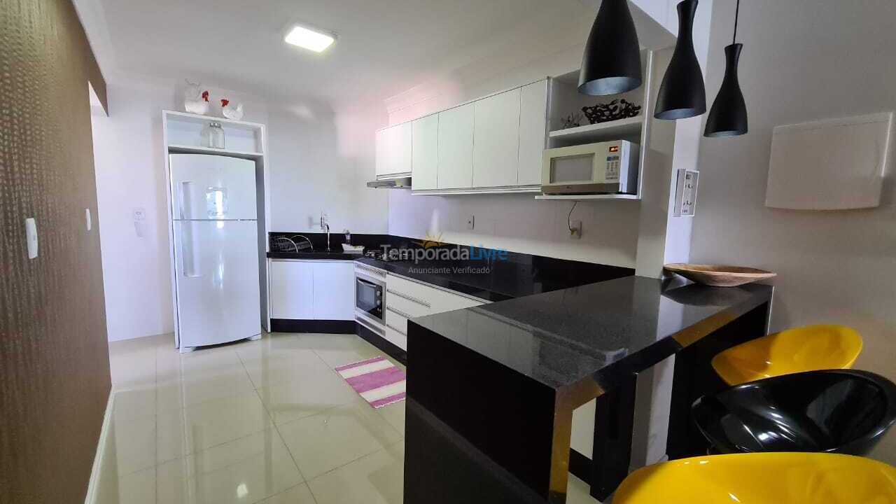 Apartment for vacation rental in Bombinhas (Praia de Bombas)