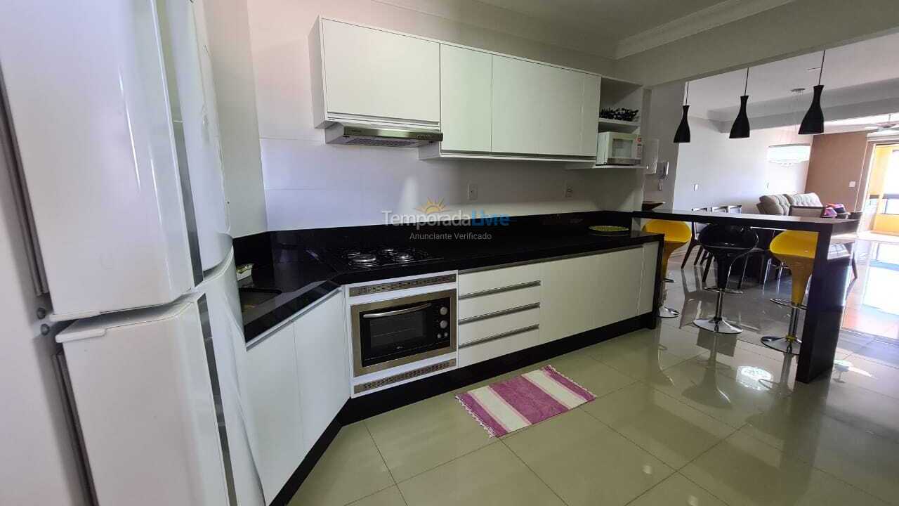 Apartment for vacation rental in Bombinhas (Praia de Bombas)