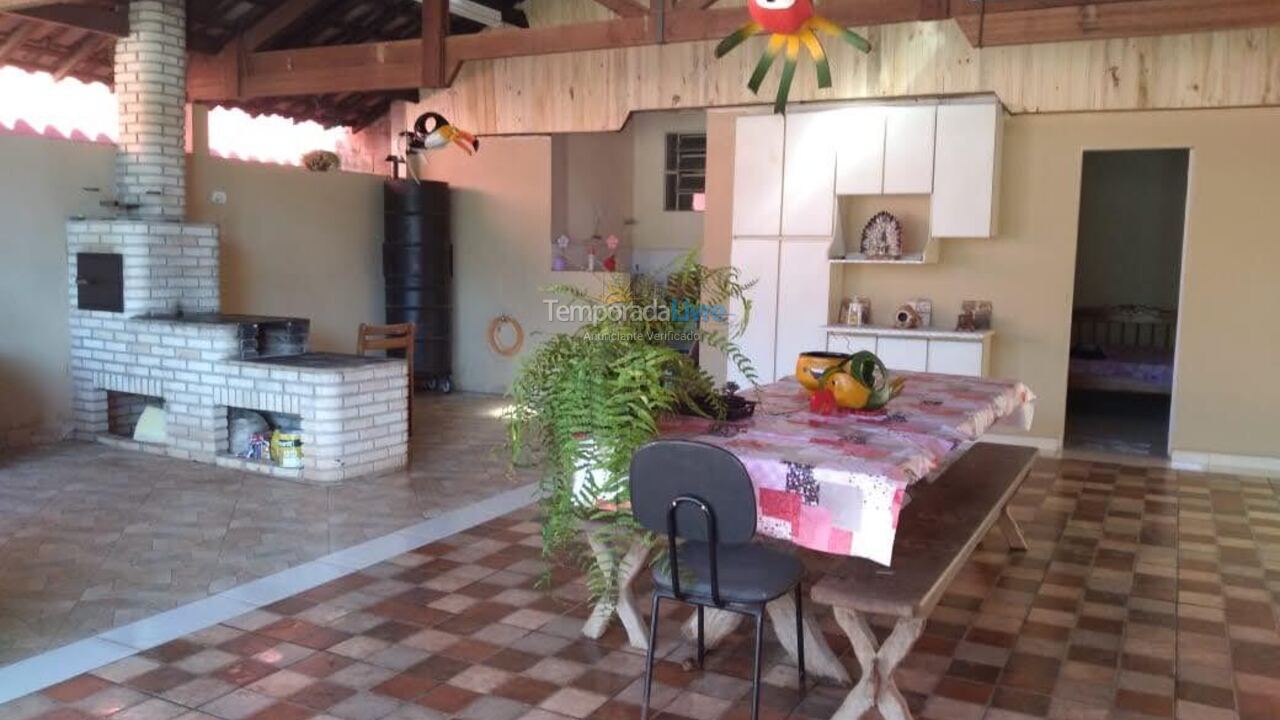 Chácara / sítio para aluguel de temporada em Santa Isabel (Montenegro)
