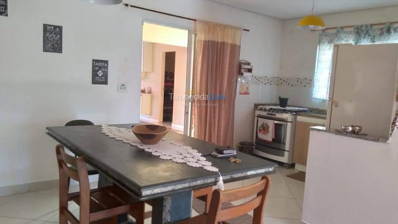 Chácara / sítio para aluguel de temporada em Santa Isabel (Montenegro)