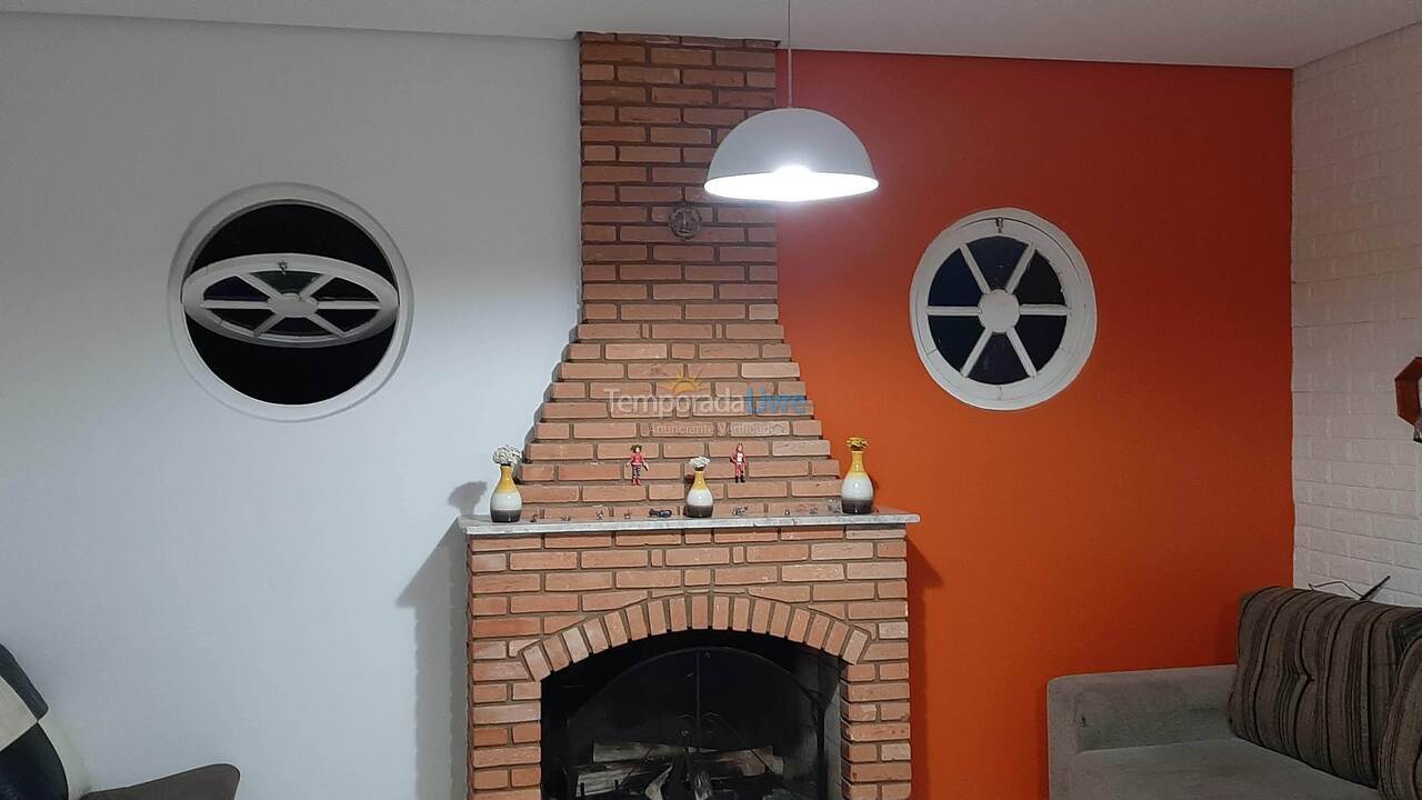 Chácara / sítio para aluguel de temporada em Santa Isabel (Montenegro)
