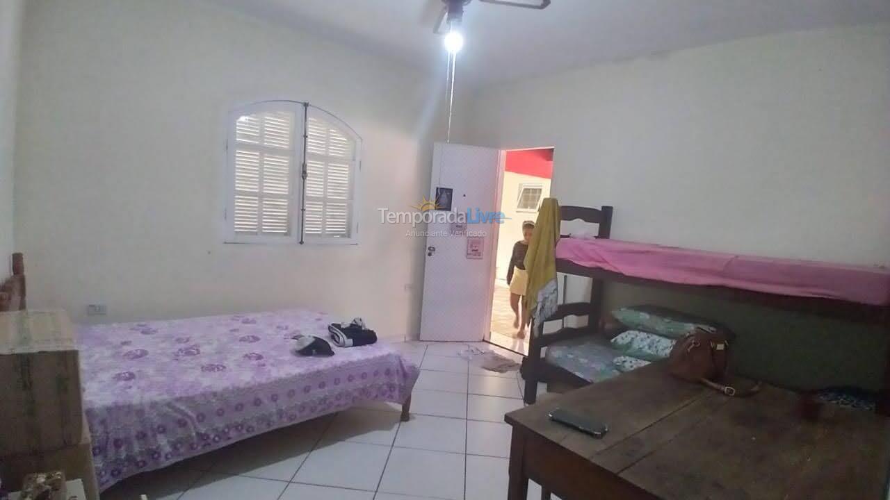 Chácara / sítio para aluguel de temporada em Santa Isabel (Montenegro)