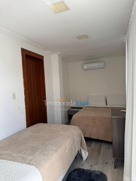 Casa para aluguel de temporada em Mata de São João (Praia do Forte)
