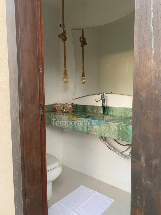 Casa para aluguel de temporada em Mata de São João (Praia do Forte)