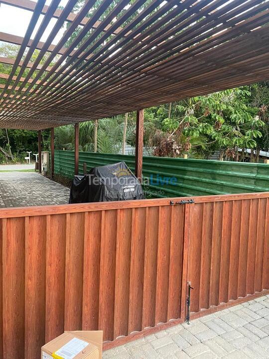 Casa para aluguel de temporada em Mata de São João (Praia do Forte)