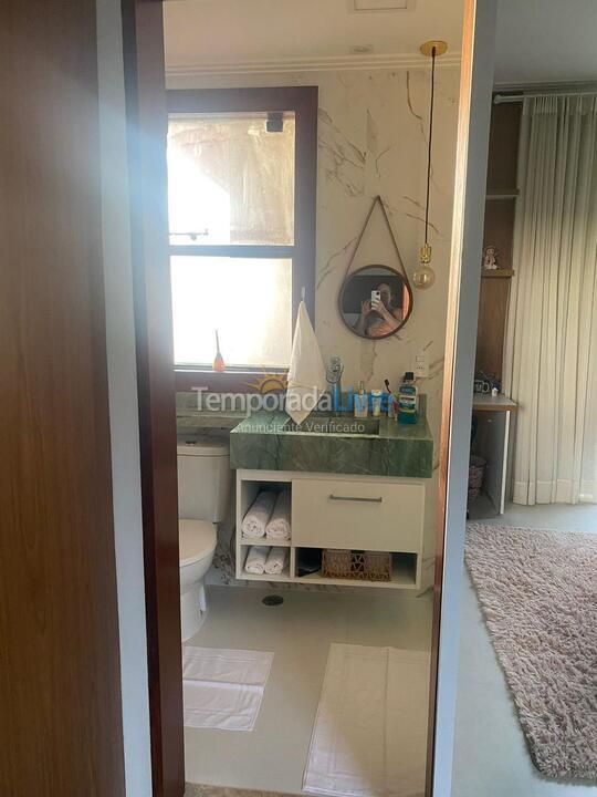 Casa para aluguel de temporada em Mata de São João (Praia do Forte)