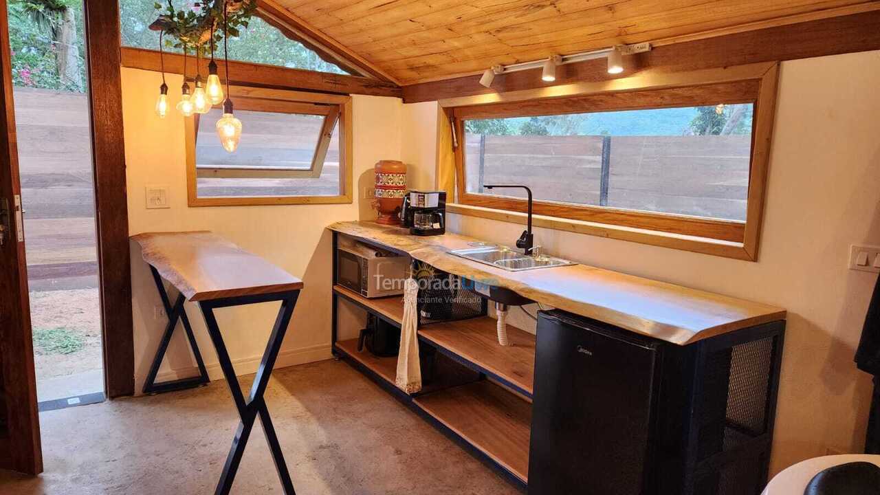Casa para aluguel de temporada em Itapecerica da Serra (Potuverá)