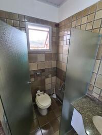 Cobertura 4 quartos c/ piscina privativa na Enseada