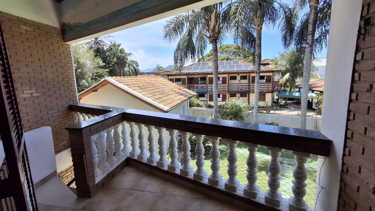 Casa para alquiler de vacaciones em Ubatuba (Praia das Toninhas)
