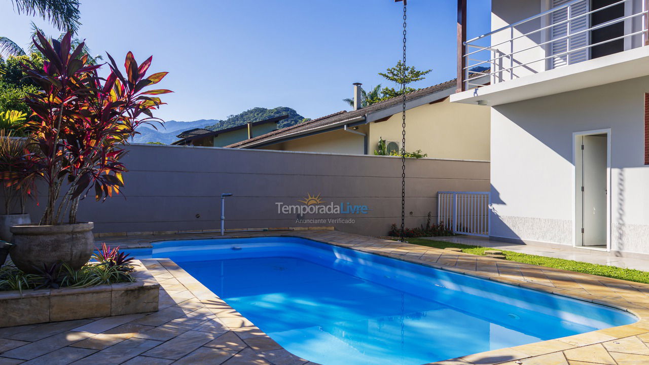 Casa para alquiler de vacaciones em Ubatuba (Horto)