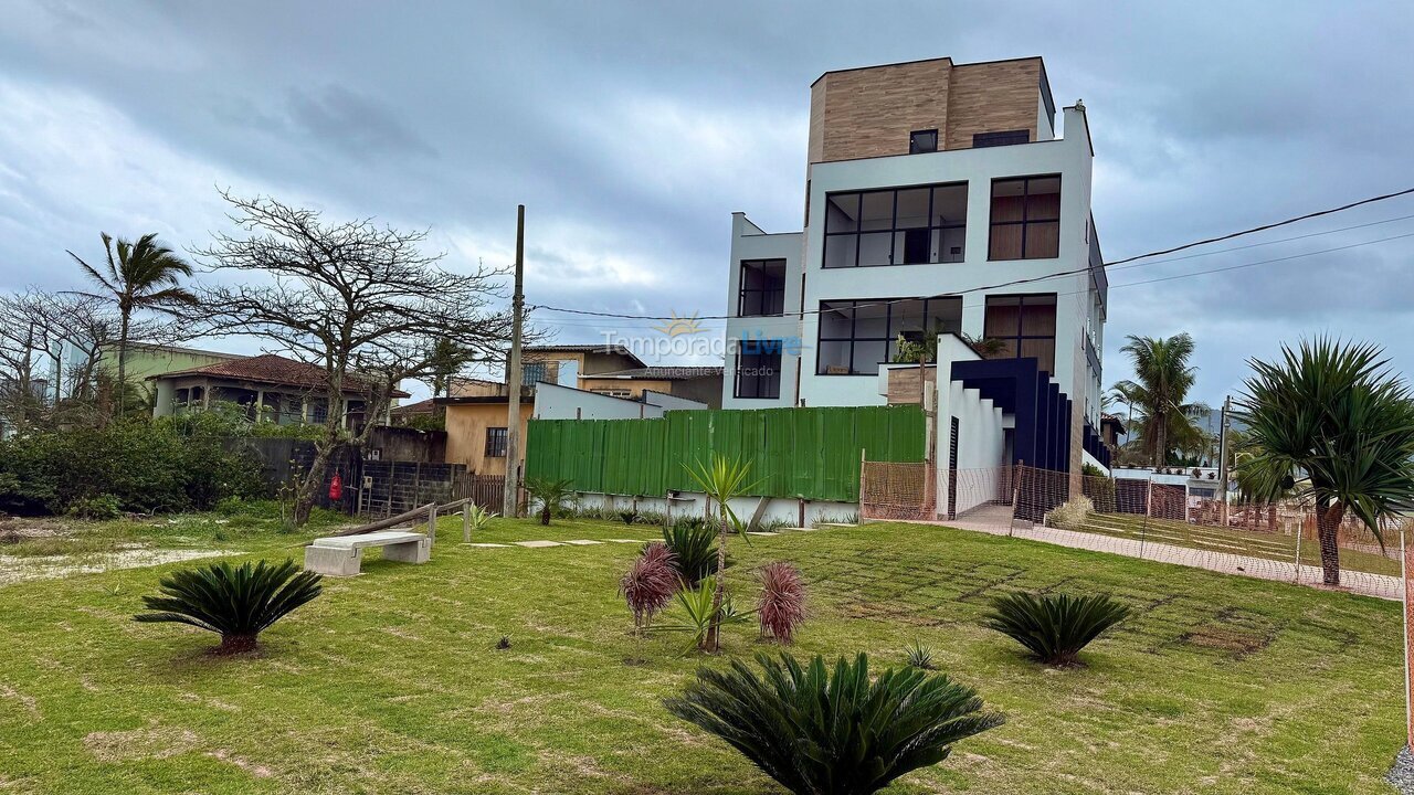 Apartamento para aluguel de temporada em Itanhaém (Santa Terezinha)