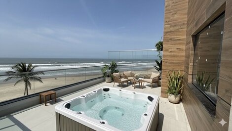 Acqua Premium - Suíte com vista panorâmica para o mar e banheira