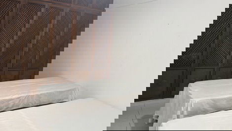 Apartment in front of the beach