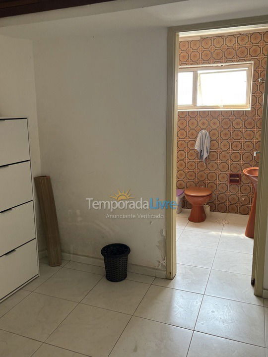 Apartment for vacation rental in Guarujá (Pitangueiras)