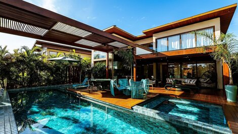 Mansão Premium Cond. Frente Mar- Praia do Forte-BA